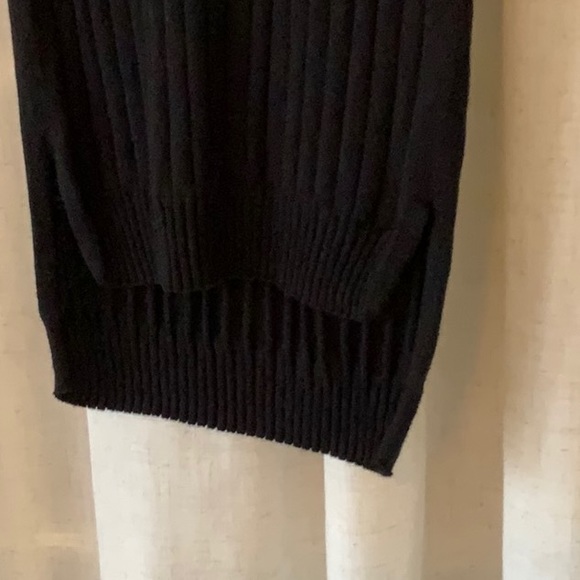 Joe Fresh High/Low Vest - Picture 4 of 7